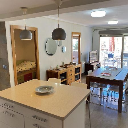 Renovated Apartment Steps Away From The Beach Кулера Екстериор снимка